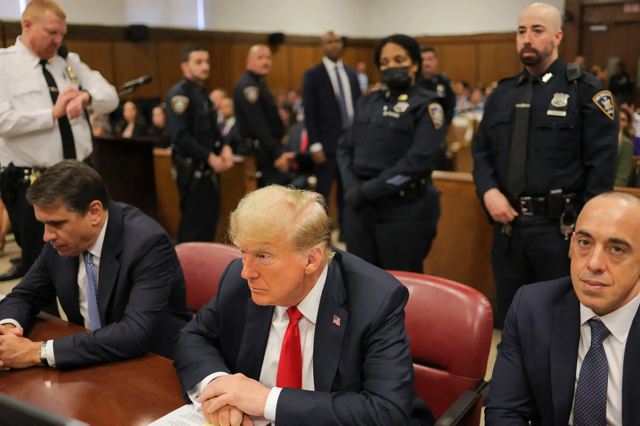 Адвокат Трампа закликає до «дуже швидкого і легкого» винесення вироку, завершуючи останнє слово